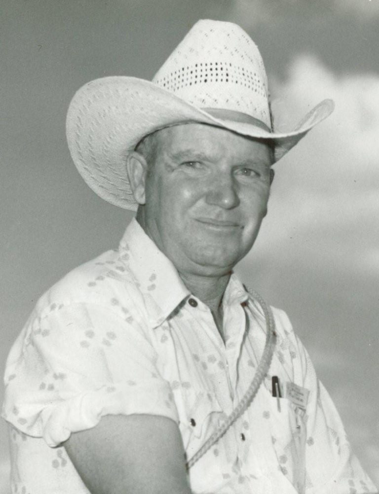 Crowder, Bill - Inductee of the Texas Rodeo Cowboy Hall of Fame